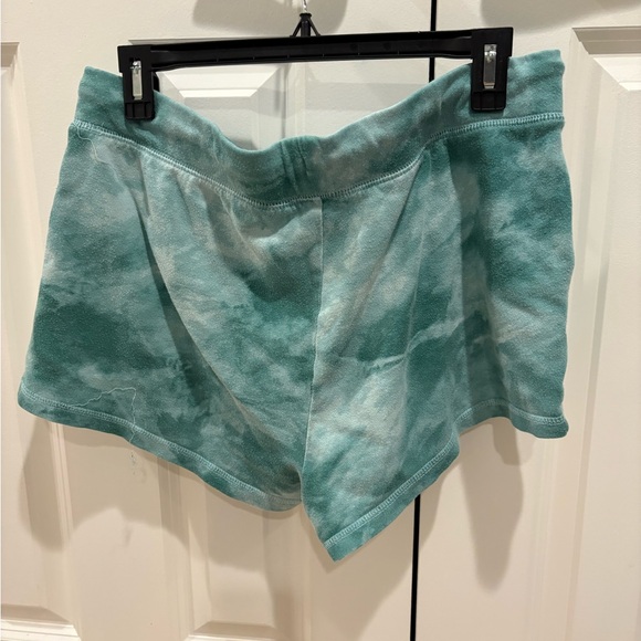 Old Navy Sweatshirt and Short Set - Picture 4 of 5